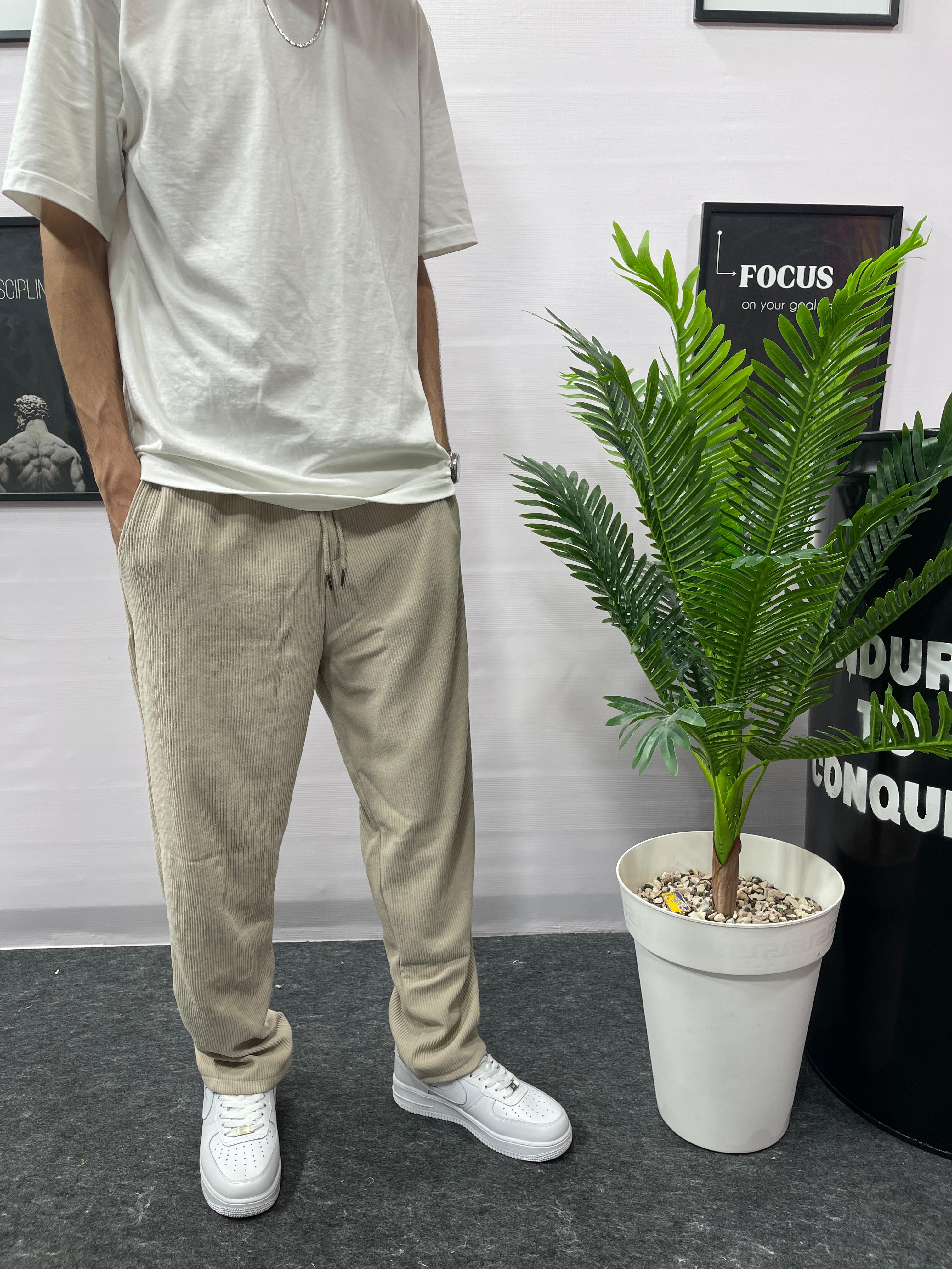 Corduroy Sweatpants beige