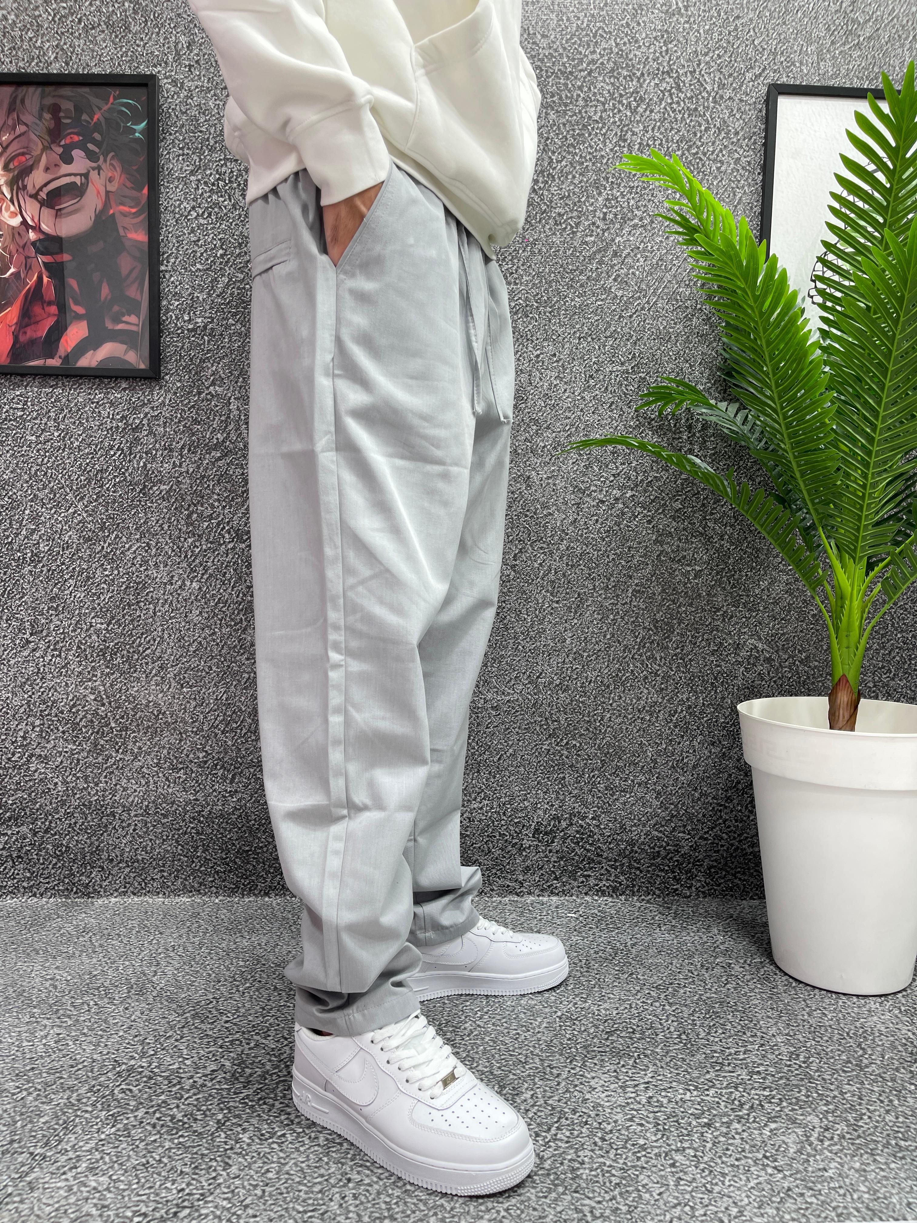 White jean pants
