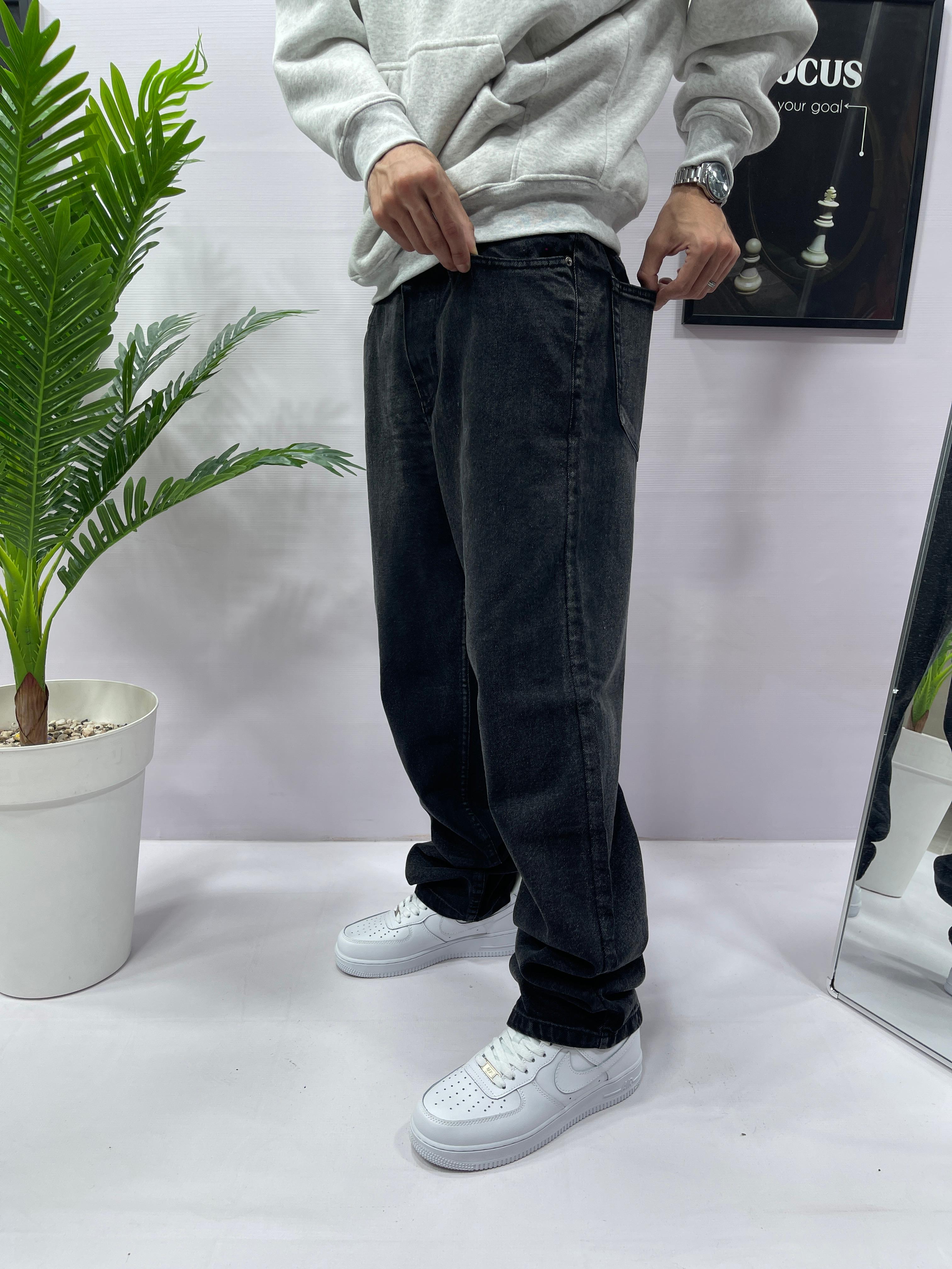 Black Baggy Pants